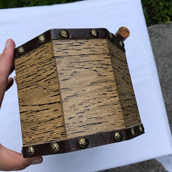 Vtg wooden purse with Unitarian’s JDW - Picture 8 of 11